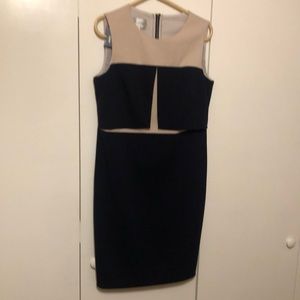 Donna Morgan Size 8 Blue/ Tan Color